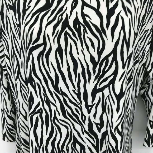 Chico's Womens Long Sleeves Zebra Print Hi Low Hem Black Tunic Blouse Top Size M - Picture 4 of 7